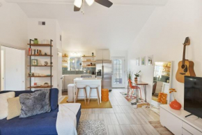 Hidden Gem In Hyde Park! condo
